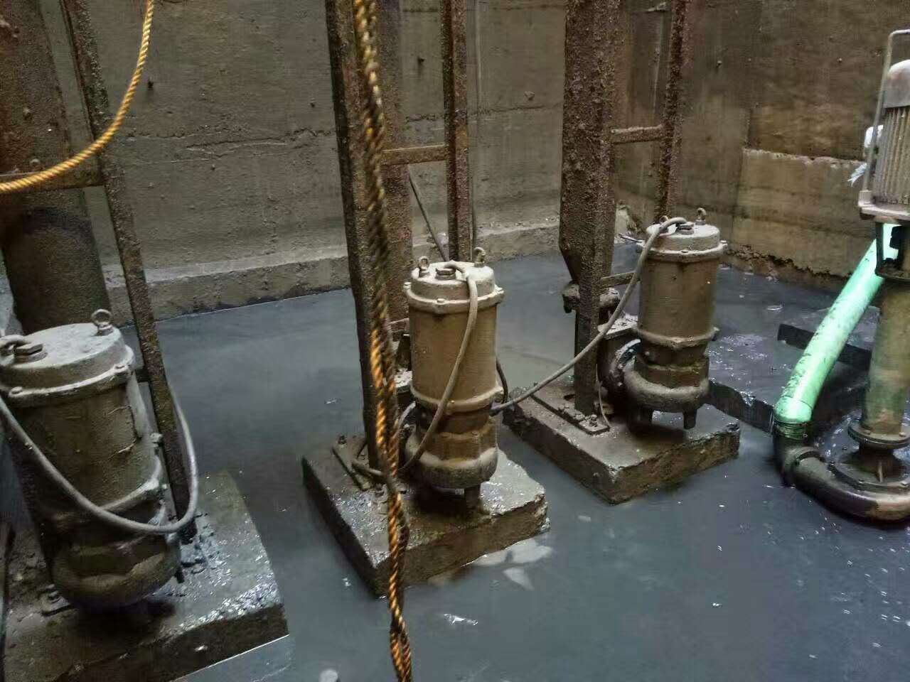 海西污水池清理